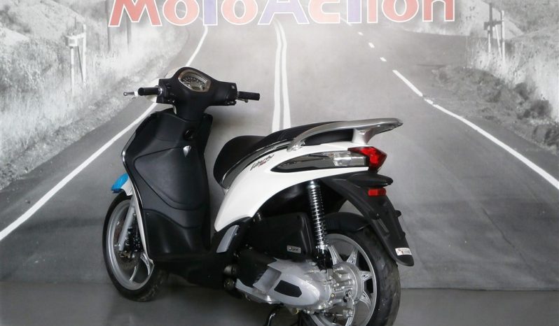 PIAGGIO LIBERTY 150 completo