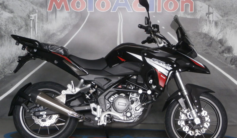 BENELLI TRK 251 completo