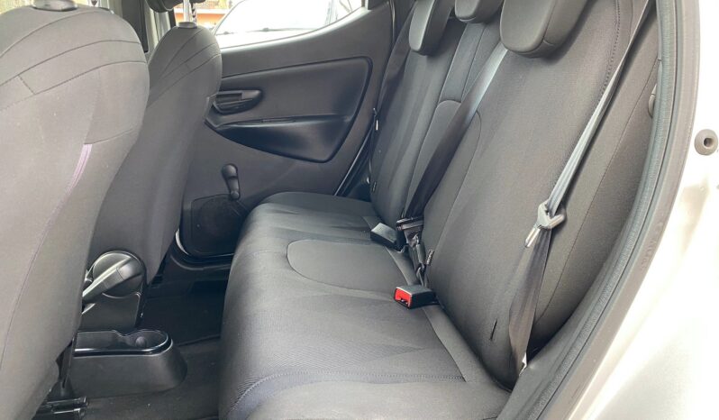 Lancia Ypsilon 1.2 69 CV 5 porte Gold completo