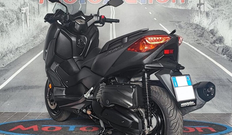 YAMAHA XMAX 400 – 2018 completo