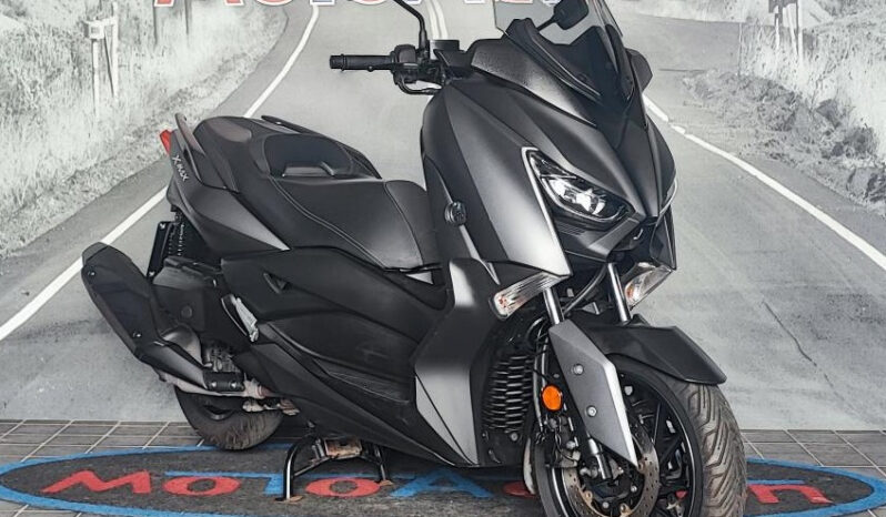 YAMAHA XMAX 400 – 2018 completo