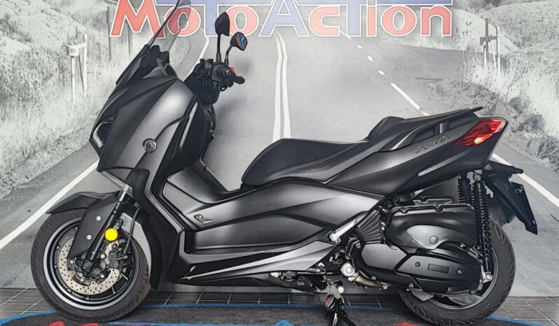 YAMAHA XMAX 400 – 2018 completo