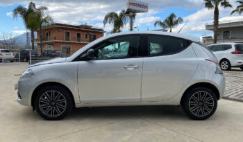 Lancia Ypsilon 1.2 69 CV 5 porte Gold completo