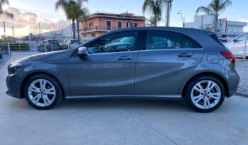 Mercedes-Benz A 180 d Business auto completo