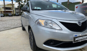 Lancia Ypsilon 1.2 69 CV 5 porte Gold completo