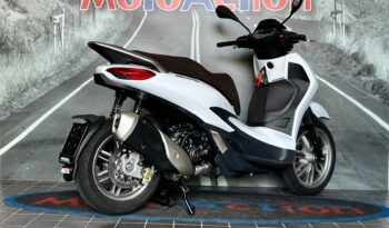 PIAGGIO BEVERLY 300 completo