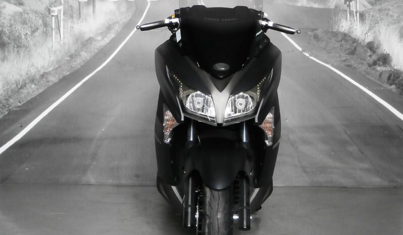 KYMCO X-TOWN 300 completo