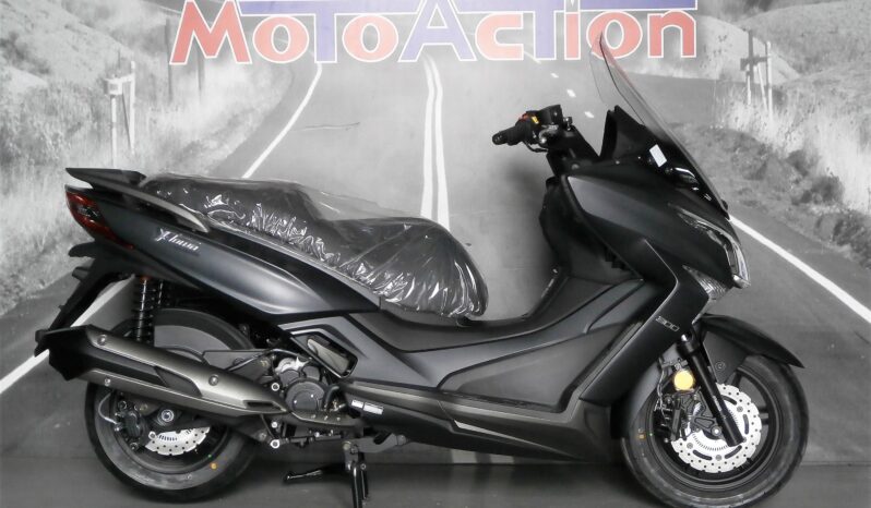 KYMCO X-TOWN 300 completo