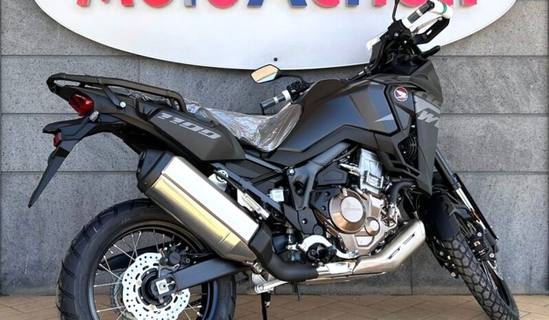 HONDA AFRICA TWIN 1100 completo