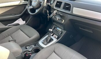 Audi Q3 2.0 tdi Business 120cv s-tronic completo