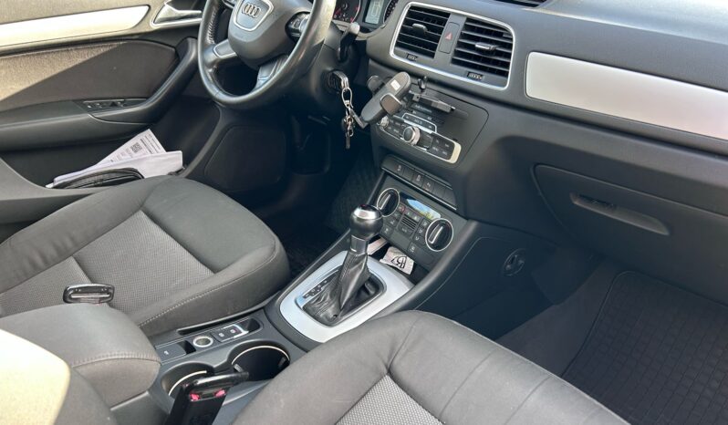 Audi Q3 2.0 tdi Business 120cv s-tronic completo