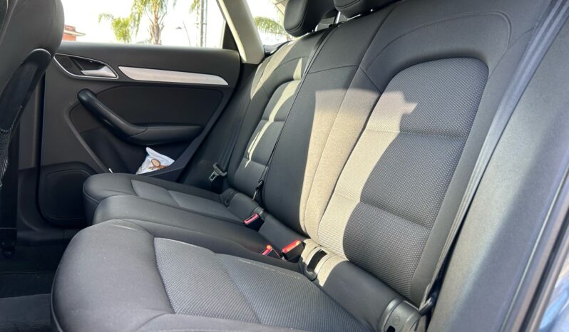 Audi Q3 2.0 tdi Business 120cv s-tronic completo