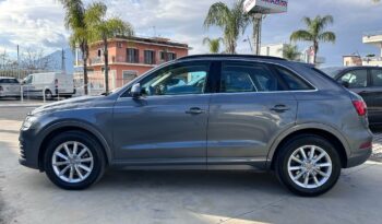 Audi Q3 2.0 tdi Business 120cv s-tronic completo