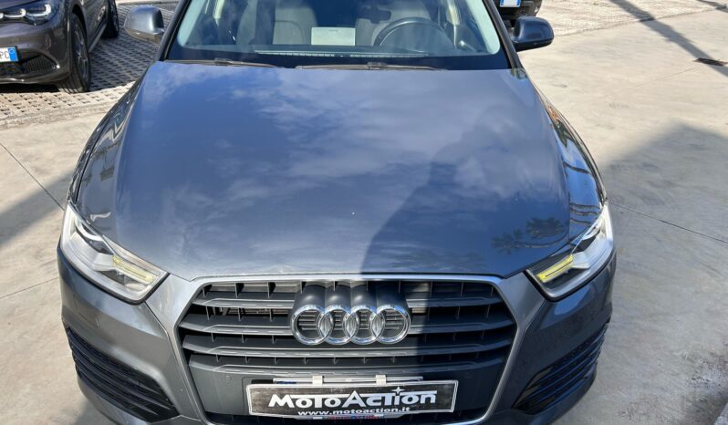 Audi Q3 2.0 tdi Business 120cv s-tronic completo
