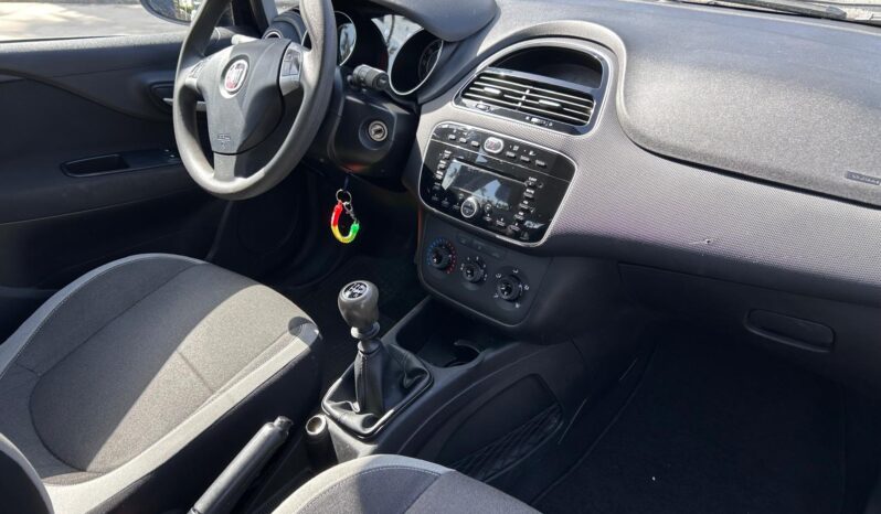 Fiat Punto Punto 5p 1.4 natural power 70cv completo