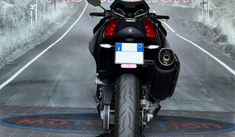 YAMAHA T-MAX 530 SX – 2017 completo