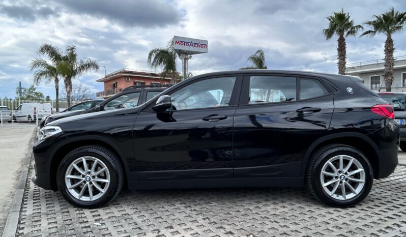 BMW X2 sdrive 18d Business auto completo