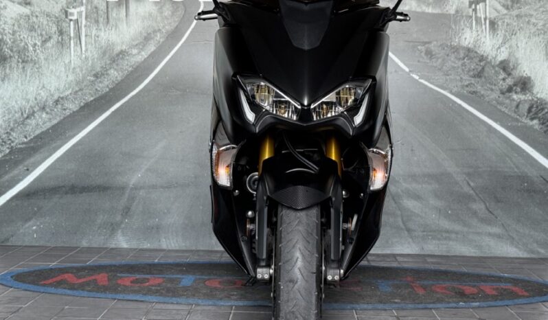 YAMAHA T-MAX 530 – 2019 completo