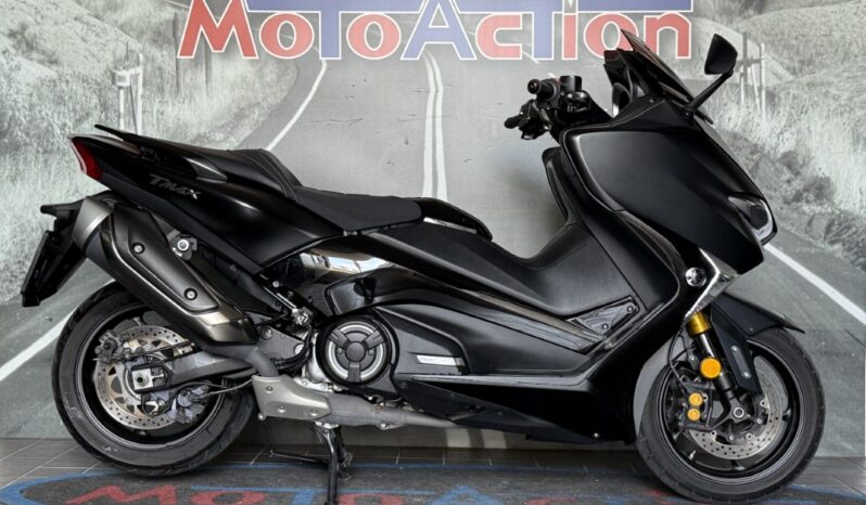 YAMAHA T-MAX 530 – 2019 completo