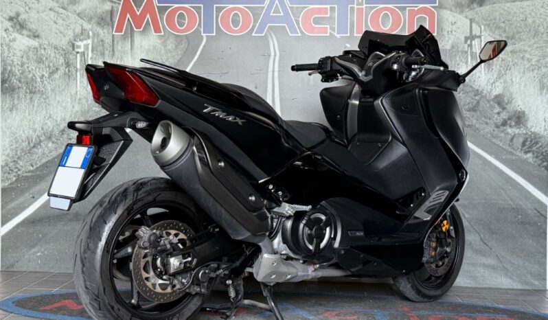 YAMAHA T-MAX 530 – 2019 completo
