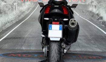 YAMAHA T-MAX 530 – 2019 completo