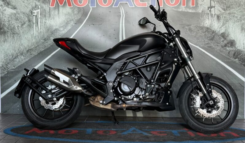 Benelli 502C – 2022 completo