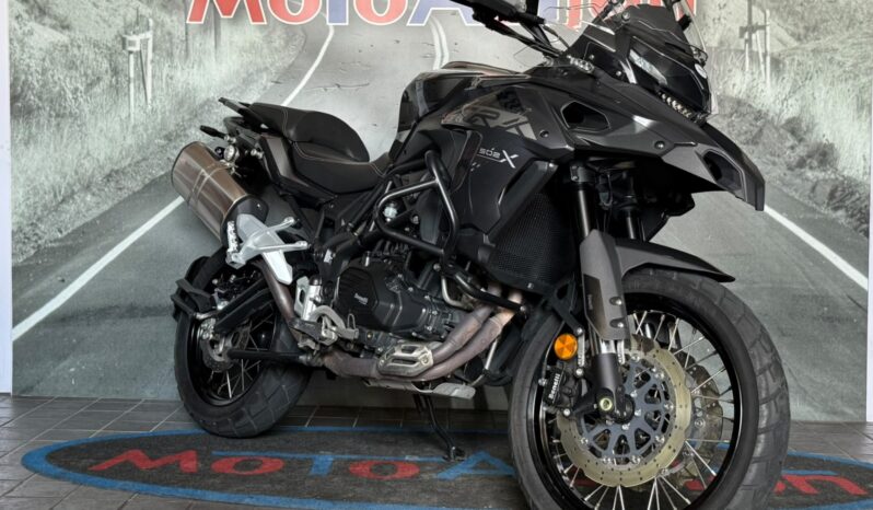 Benelli TRK 502 X – 2023 completo