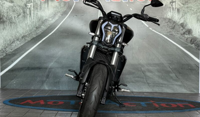 Benelli 502C – 2022 completo