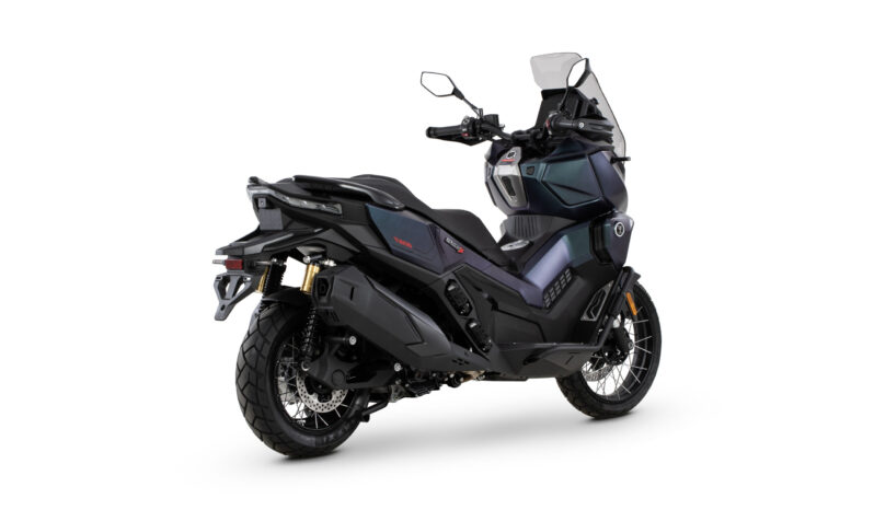 Voge Sfida SR450X completo