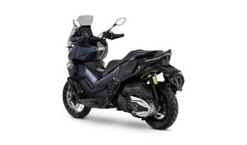 Voge Sfida SR450X completo